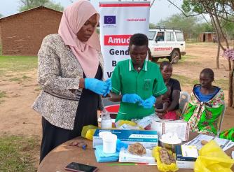 A health worker participates in an outreach organized by AAIU with funding from the European Union